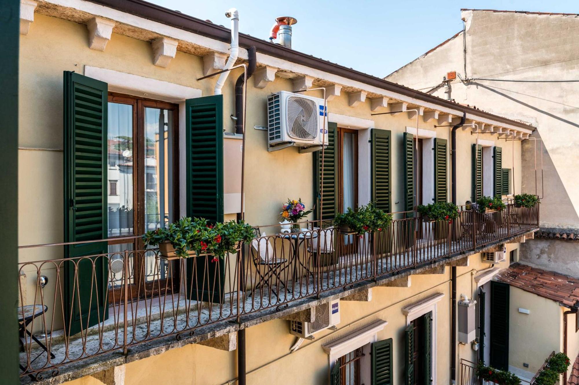 维罗纳Palazzo Ristori公寓 外观 照片